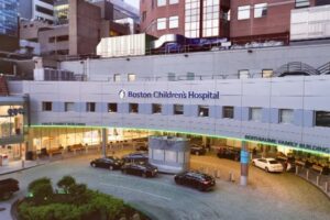 The front entrance of Boston Children's Hospital and the Berthiaume Family Building